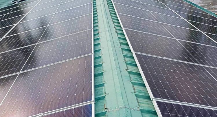 half cut solar panel solar system